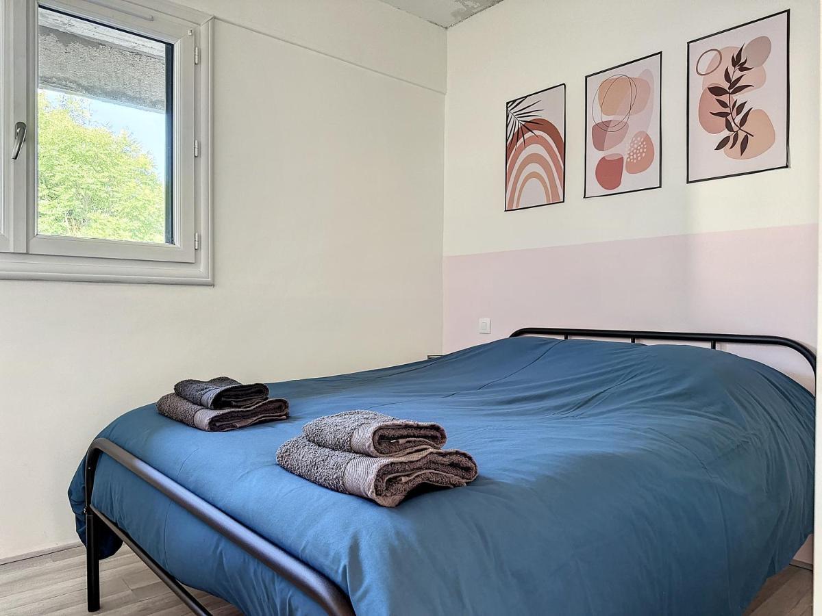 Charmant Appartement Avec Terrasse Parking Ispagnac Екстериор снимка